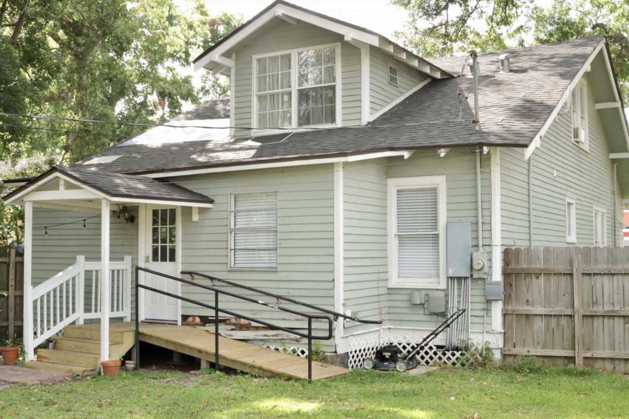 Third St Home - 6 Bedroom 3 Bathroom Lafayette Exterior photo